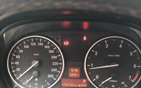 BMW 3 серия, 2011 год, 1 090 000 рублей, 6 фотография