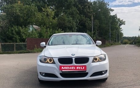 BMW 3 серия, 2011 год, 1 090 000 рублей, 2 фотография