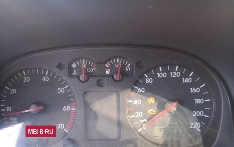 Volkswagen Golf IV, 2001 год, 290 000 рублей, 2 фотография