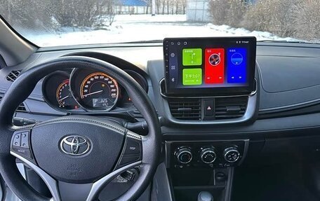Toyota Yaris XP150 рестайлинг, 2022 год, 1 430 000 рублей, 19 фотография