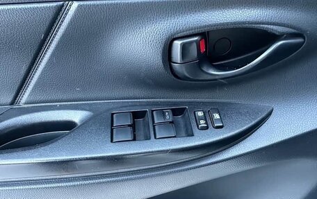 Toyota Yaris XP150 рестайлинг, 2022 год, 1 430 000 рублей, 18 фотография