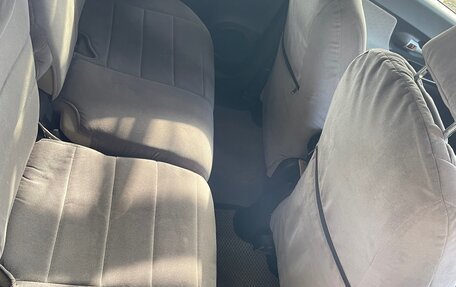 Toyota Ist II, 2007 год, 850 000 рублей, 8 фотография