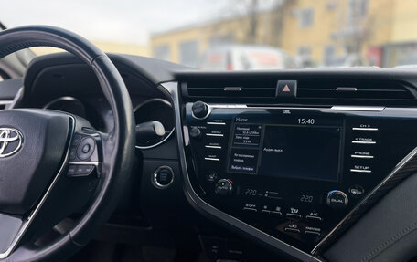 Toyota Camry, 2018 год, 2 600 000 рублей, 22 фотография