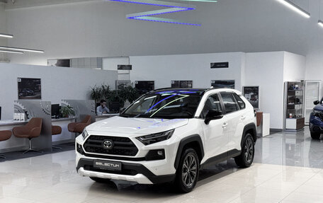 Toyota RAV4, 2025 год, 4 250 000 рублей, 2 фотография