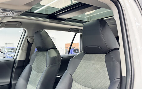 Toyota RAV4, 2025 год, 4 250 000 рублей, 15 фотография