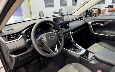 Toyota RAV4, 2025 год, 4 250 000 рублей, 13 фотография