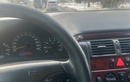 Mercedes-Benz E-Класс, 1999 год, 650 000 рублей, 2 фотография