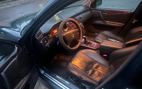 Mercedes-Benz E-Класс, 1999 год, 650 000 рублей, 7 фотография