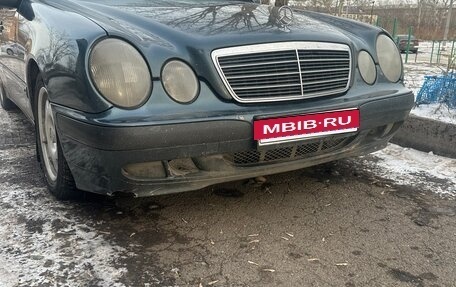 Mercedes-Benz E-Класс, 1999 год, 650 000 рублей, 3 фотография