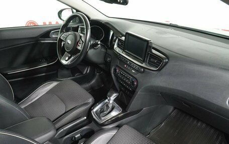 KIA cee'd III, 2019 год, 1 935 000 рублей, 10 фотография