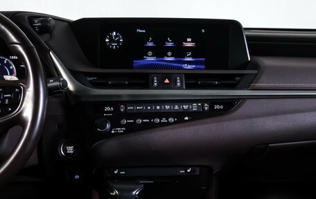 Lexus ES VII, 2019 год, 3 890 000 рублей, 14 фотография