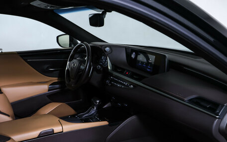 Lexus ES VII, 2019 год, 3 890 000 рублей, 11 фотография