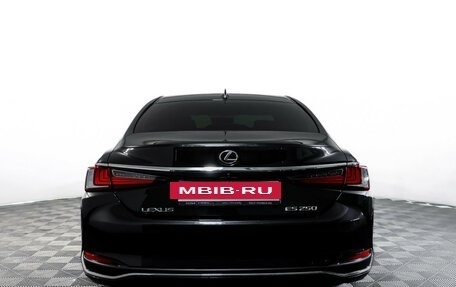 Lexus ES VII, 2019 год, 3 890 000 рублей, 6 фотография