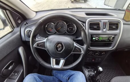 Renault Logan II, 2020 год, 740 000 рублей, 10 фотография