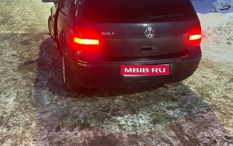 Volkswagen Golf IV, 2003 год, 300 000 рублей, 2 фотография