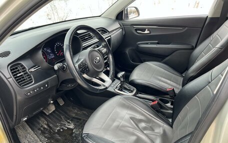 KIA Rio IV, 2018 год, 1 349 000 рублей, 12 фотография