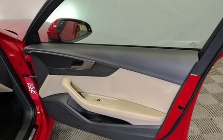 Audi A4, 2019 год, 2 450 000 рублей, 24 фотография