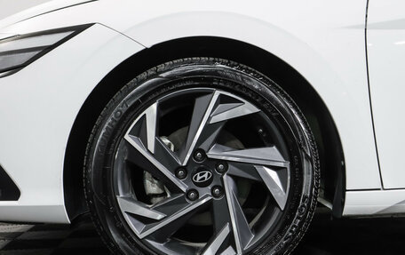 Hyundai Elantra, 2023 год, 2 180 000 рублей, 26 фотография