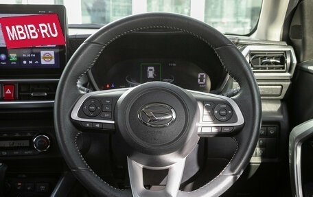 Daihatsu Rocky, 2021 год, 1 685 000 рублей, 17 фотография