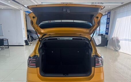 Volkswagen T-Cross I, 2021 год, 1 740 548 рублей, 21 фотография