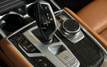 BMW 7 серия, 2020 год, 6 989 000 рублей, 34 фотография