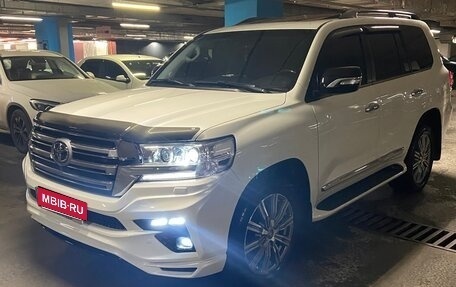 Toyota Land Cruiser 200, 2016 год, 6 999 999 рублей, 7 фотография