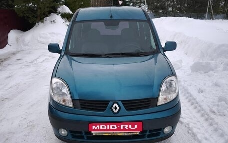 Renault Kangoo II рестайлинг, 2008 год, 298 000 рублей, 2 фотография