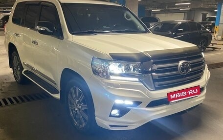 Toyota Land Cruiser 200, 2016 год, 6 999 999 рублей, 6 фотография