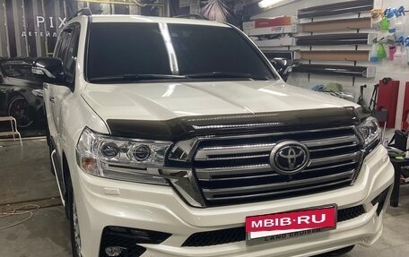 Toyota Land Cruiser 200, 2016 год, 6 999 999 рублей, 4 фотография