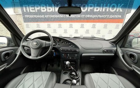 Chevrolet Niva I рестайлинг, 2015 год, 684 900 рублей, 17 фотография