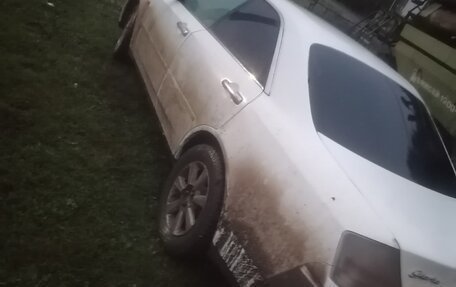 Nissan Gloria XI, 1999 год, 333 000 рублей, 2 фотография