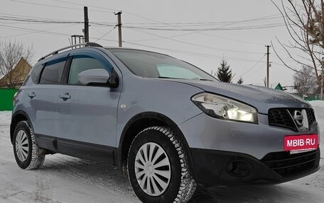 Nissan Qashqai, 2010 год, 1 000 000 рублей, 3 фотография