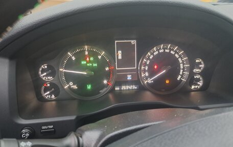 Toyota Land Cruiser 200, 2016 год, 4 800 000 рублей, 5 фотография