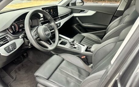 Audi A4, 2022 год, 2 320 000 рублей, 8 фотография