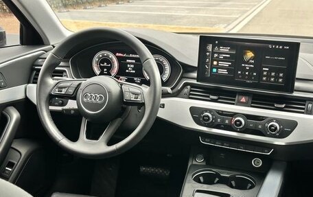 Audi A4, 2022 год, 2 320 000 рублей, 11 фотография