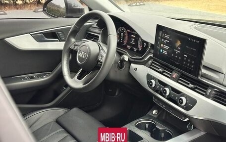 Audi A4, 2022 год, 2 320 000 рублей, 10 фотография