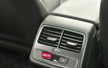 Audi A4, 2022 год, 2 320 000 рублей, 17 фотография