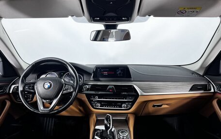 BMW 5 серия, 2017 год, 2 350 000 рублей, 14 фотография