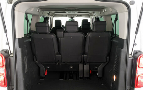 Opel Zafira Life I, 2021 год, 3 800 000 рублей, 10 фотография