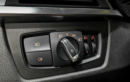 BMW 3 серия, 2018 год, 2 990 000 рублей, 26 фотография