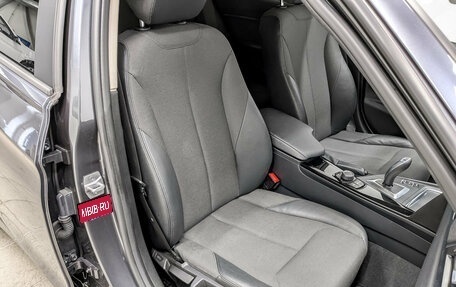 BMW 3 серия, 2018 год, 2 990 000 рублей, 22 фотография