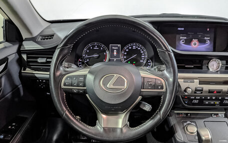 Lexus ES VII, 2018 год, 2 999 000 рублей, 22 фотография
