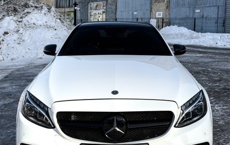 Mercedes-Benz C-Класс, 2017 год, 2 000 000 рублей, 1 фотография