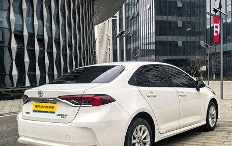 Toyota Corolla, 2023 год, 1 250 000 рублей, 4 фотография