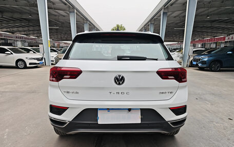 Volkswagen T-Roc I, 2023 год, 1 400 000 рублей, 4 фотография