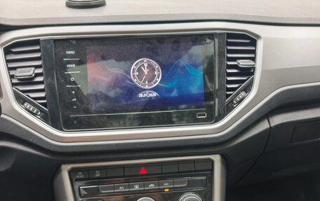 Volkswagen T-Roc I, 2023 год, 1 400 000 рублей, 11 фотография