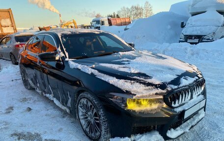 BMW 5 серия, 2018 год, 2 400 000 рублей, 3 фотография