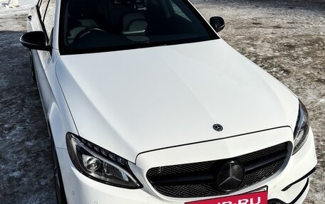 Mercedes-Benz C-Класс, 2017 год, 2 000 000 рублей, 17 фотография