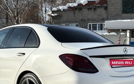 Mercedes-Benz C-Класс, 2017 год, 2 000 000 рублей, 23 фотография