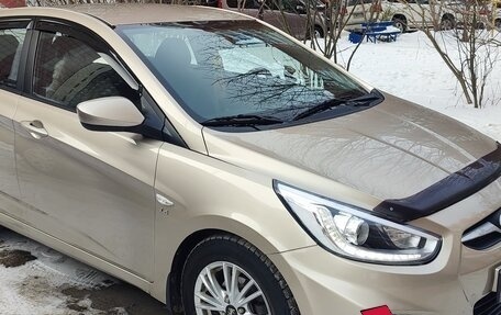 Hyundai Solaris II рестайлинг, 2014 год, 960 000 рублей, 3 фотография